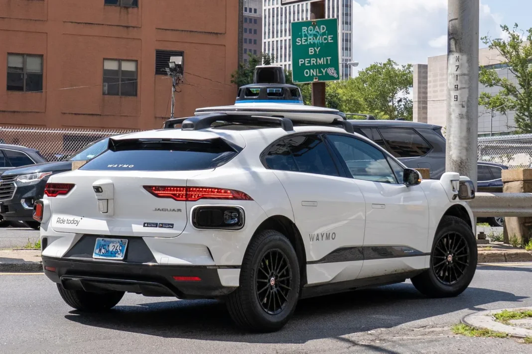 waymo robotaxi